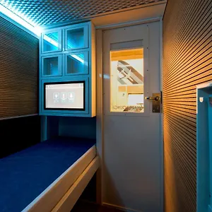  Kapselhotel Resting Pods - Zzzleepandgo Wien Airport