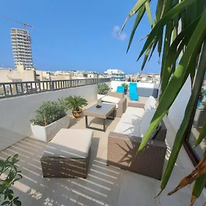 The Queen Freddy Penthouse Apartament Ta Xbiex