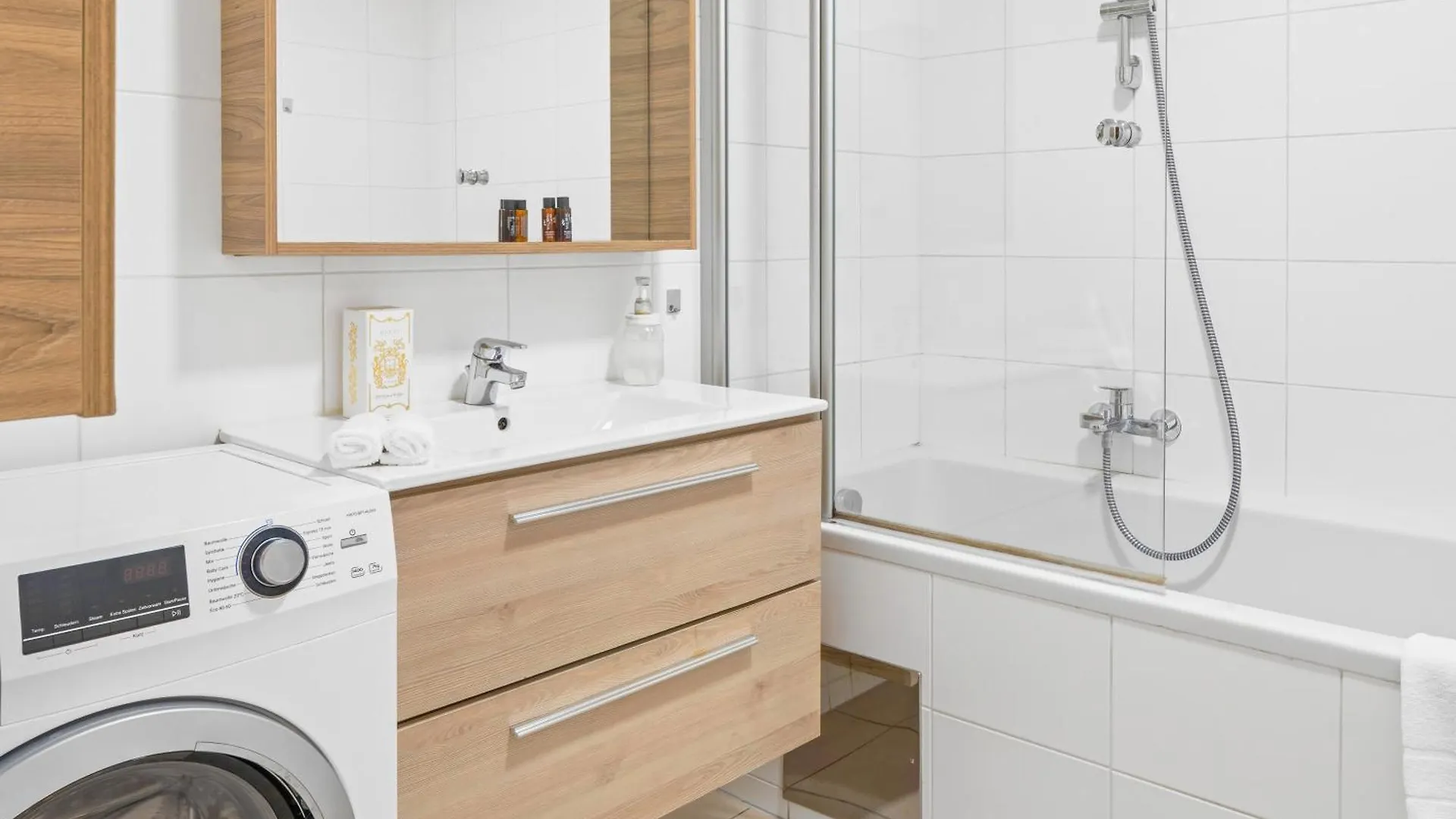 Sky9 Penthouse Apartments Βιέννη 0*,  Αυστρία