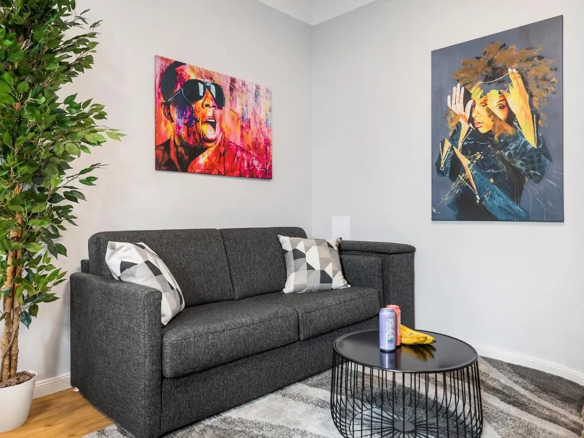 Sky9 Penthouse Apartments Viena 0*,